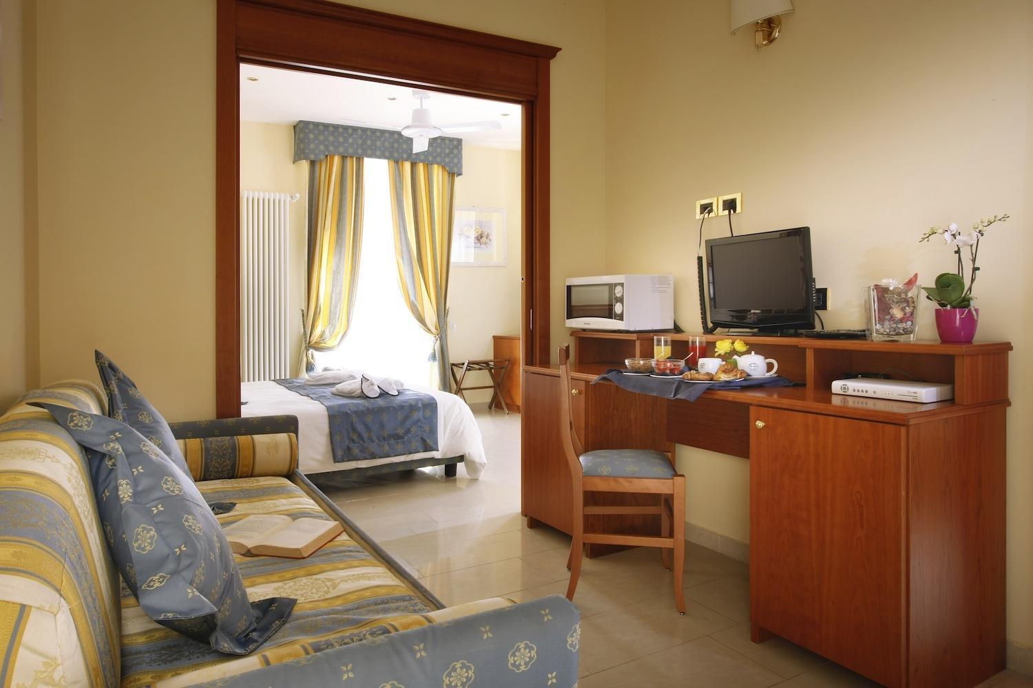 Hotel Ristorante Toscana Alassio Habitación foto